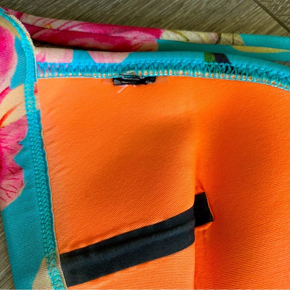 TRIANGL Neon 2 piece floral bikini - Picture 5 of 6